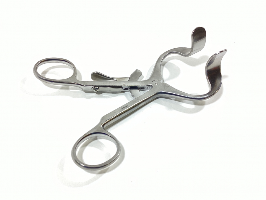 V. Mueller Self‑Retaining Retractor (Small Cheek/Bipolar Style)