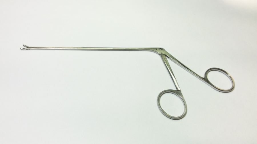 V. Mueller Rhoton Cup Forcep, Straight, 5 3/8&quot; (137mm) Working Length