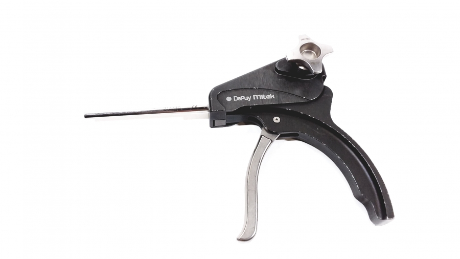 Depuy Versalock Deployment Gun