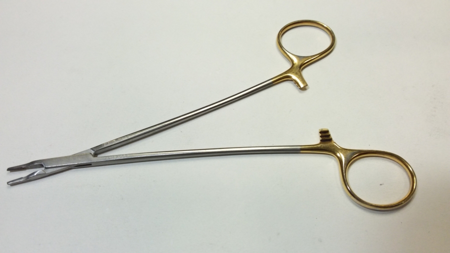 V. Mueller Vital Ryder Needle Holder Narrow Jaws Serrated, 7&quot; (178mm) Overall Length