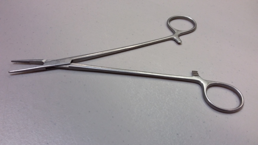 V. Mueller Adson Hemostatic Forcep, Straight, 7 /4