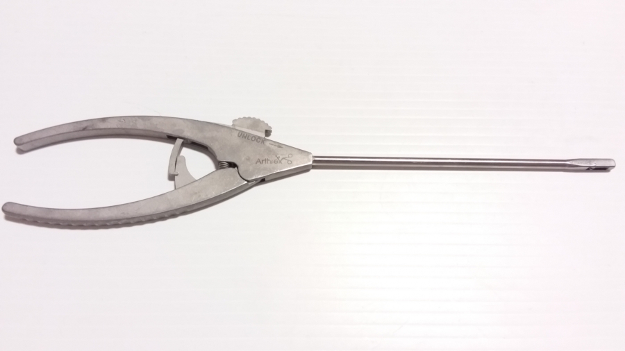Arthrex Suture Cutter 4.2mm Straight Wishbone Handle