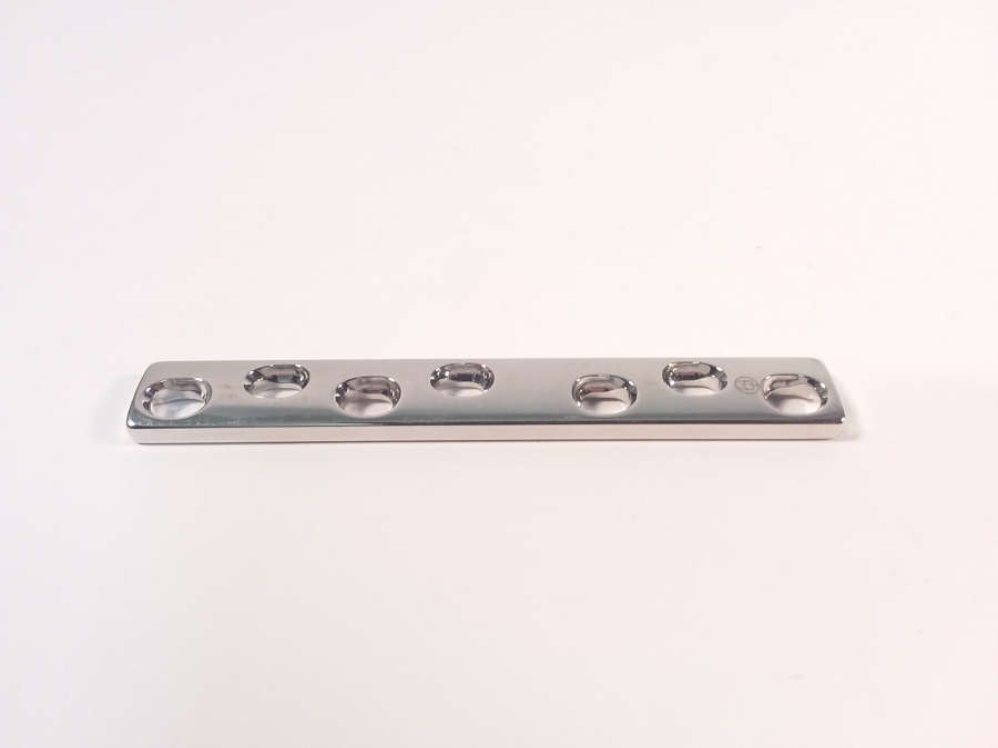 Synthes 4.5 mm Broad LC-DCP Plates, 7 Holes, Length 119 mm