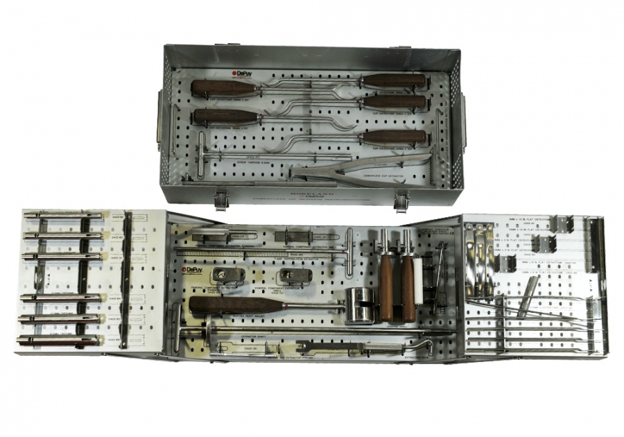 DePuy Cementless Hip Revision Instrumentation Set