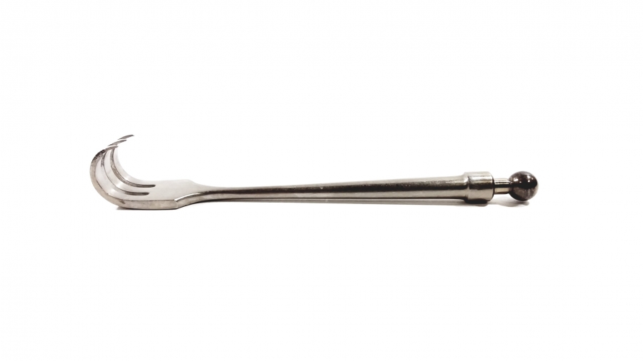 Rultract Sharp Tip Sternal Rake