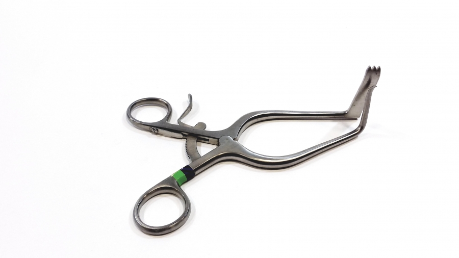 V. Mueller Williams-Style Disectomy Retractor, Narrow, Left Hook