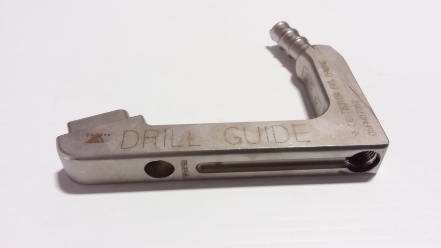 Richards/Smith&amp;Nephew Drill Guide