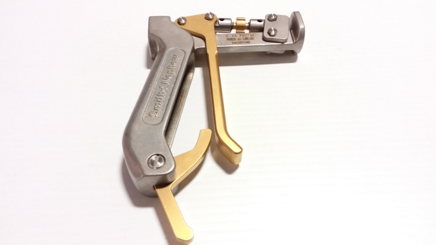 Richards/Smith&amp;Nephew Gripper