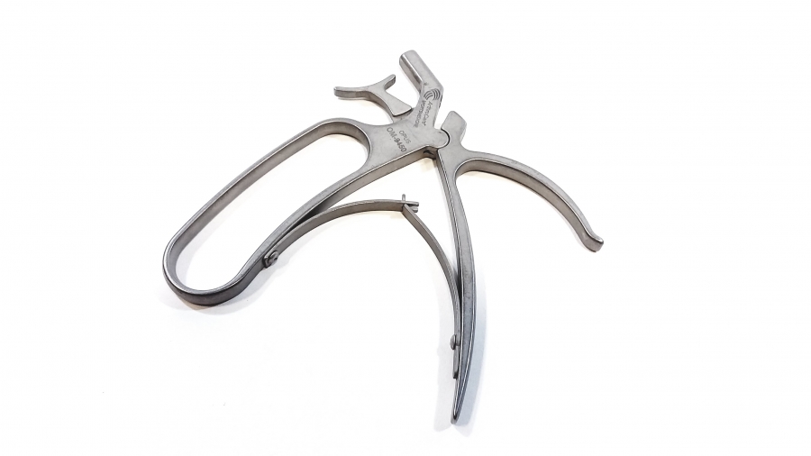 Arthrocare / Smith &amp; Nephew Undercut Punch