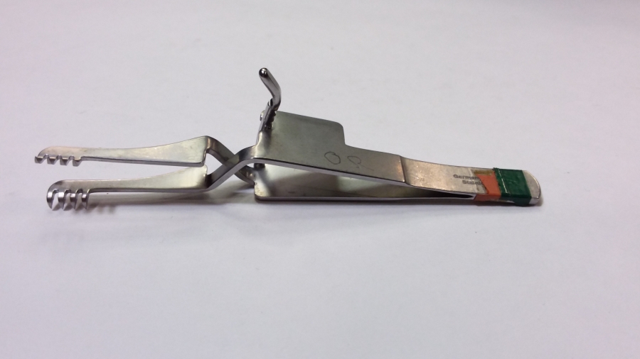 Jarit Heiss Retractor 100mm, 25mm Spread