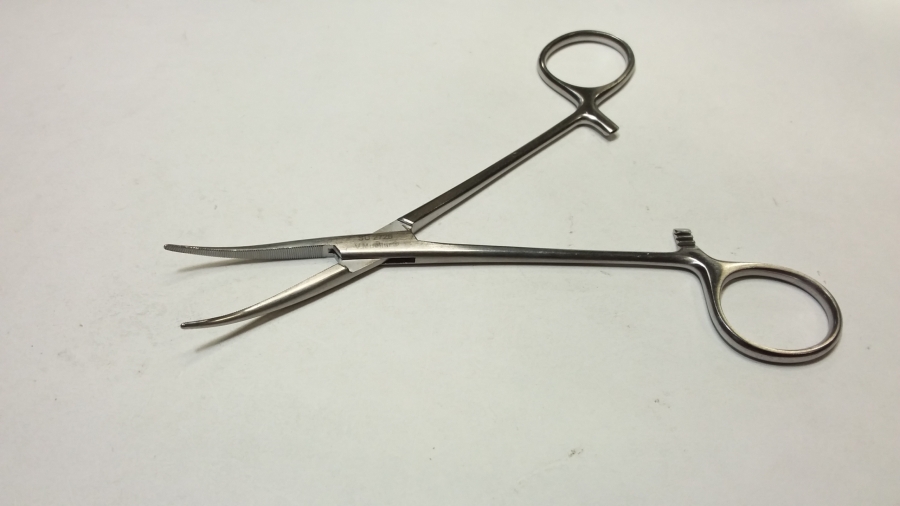 V. Mueller Coller Artery Foceps, Crile-Type Forceps, Selicate, Curved, 6 1/4&quot; (159mm) Overall Length