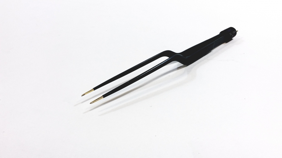 Kirwan Cushing Bayonet Bipolar Forceps .7mm