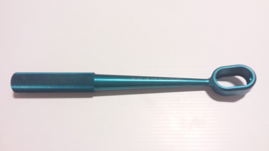 Zimmer Distal Hole Locator Handle