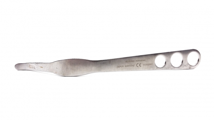 DePuy Reverse Hohmann Retractor