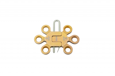 Synthes titanium sternal locking manubrium star plate, 6 holes 460.035