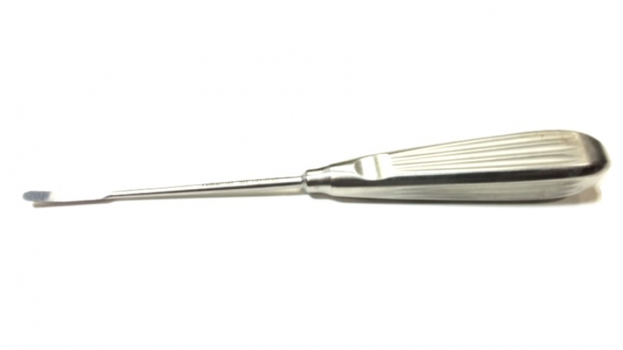 V. Mueller Lamont Elevator, Slightly Curved Blade, 4.3mm Wide, 7 3/4&quot; (197mm) Overall Length