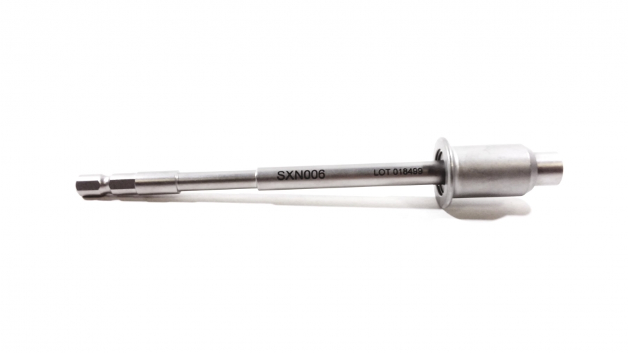 Shukla Medical Threaded Tip Adapter
