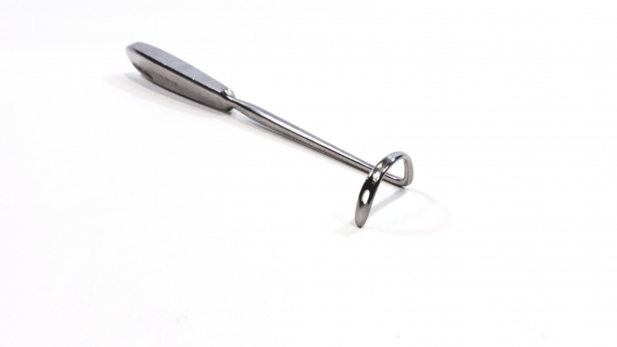 KMedic Deschamps Ligature Carrier, Blunt Left