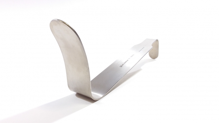 Millenium Deltoid Shoulder Retractors, 8", 1.25" Wide Blade