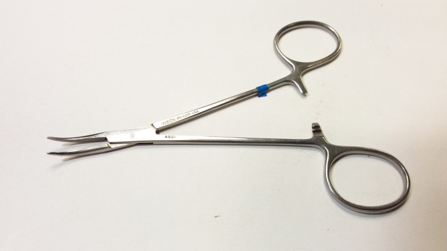 Weck Halstead Mosquito Forceps Curved