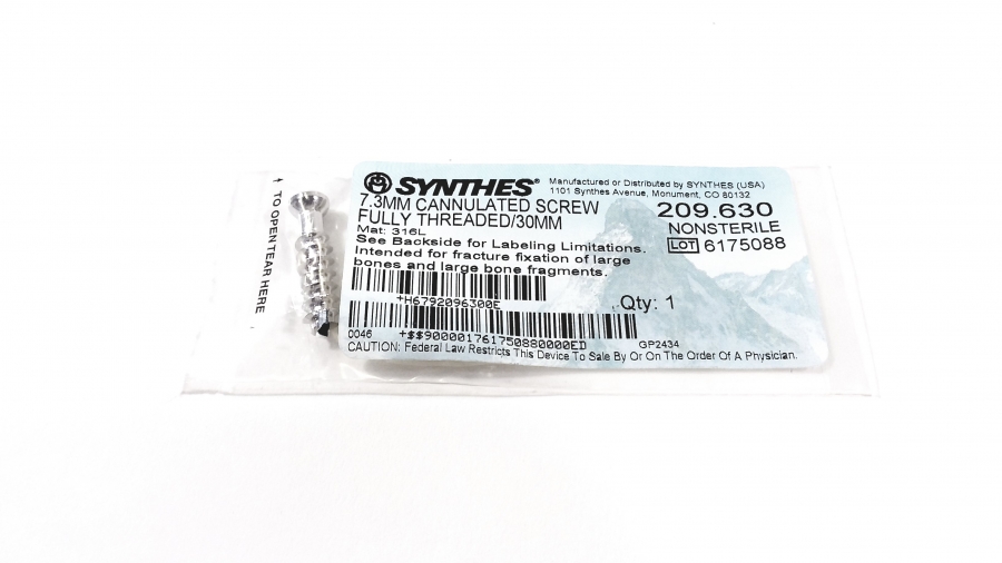 Synthes 7.3mm Cannulated Screw Fully Threaded 30mm