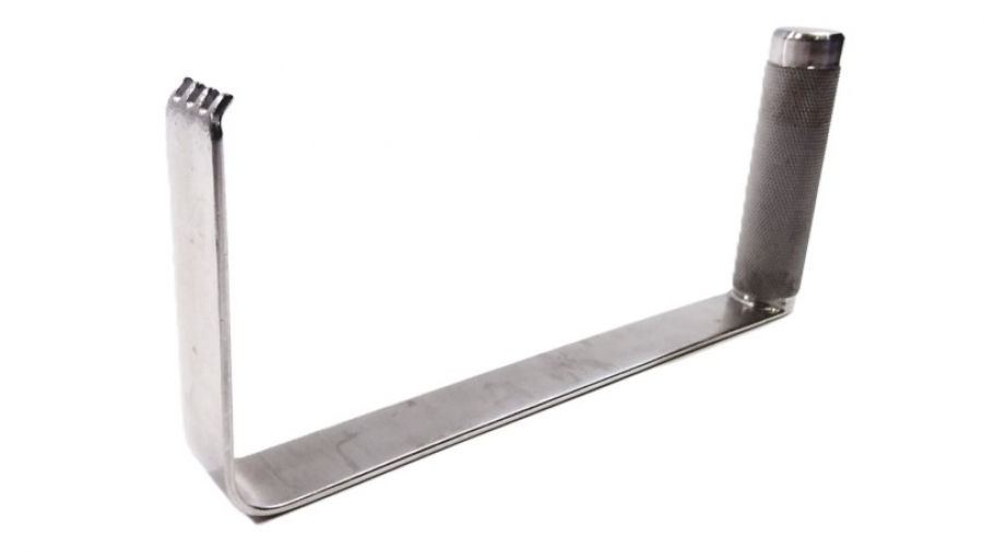 Koros Modified McElroy Type Handle Retractor