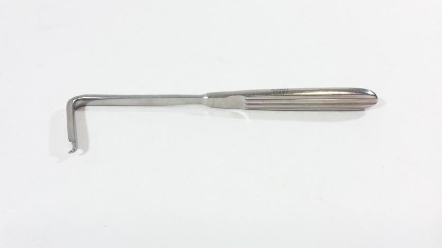 Lorenz Piriform Rim Retractor