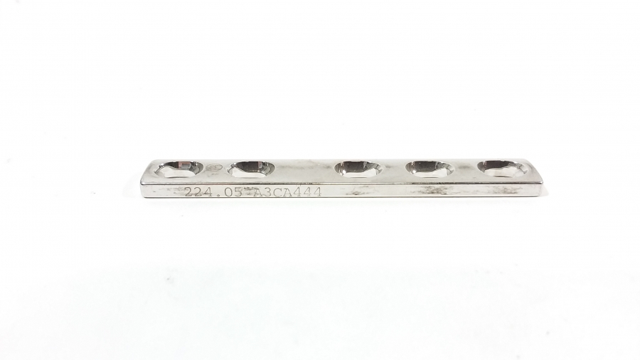 Synthes 4.5 mm Narrow DCP Plates, 5 Holes, Length 87 mm