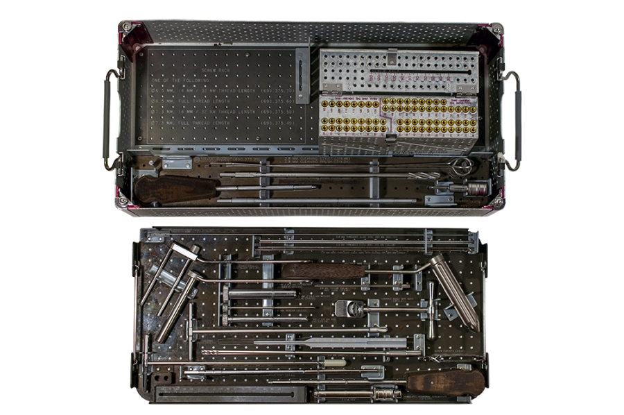 Synthes 7.3 mm Cannulated Screw Set